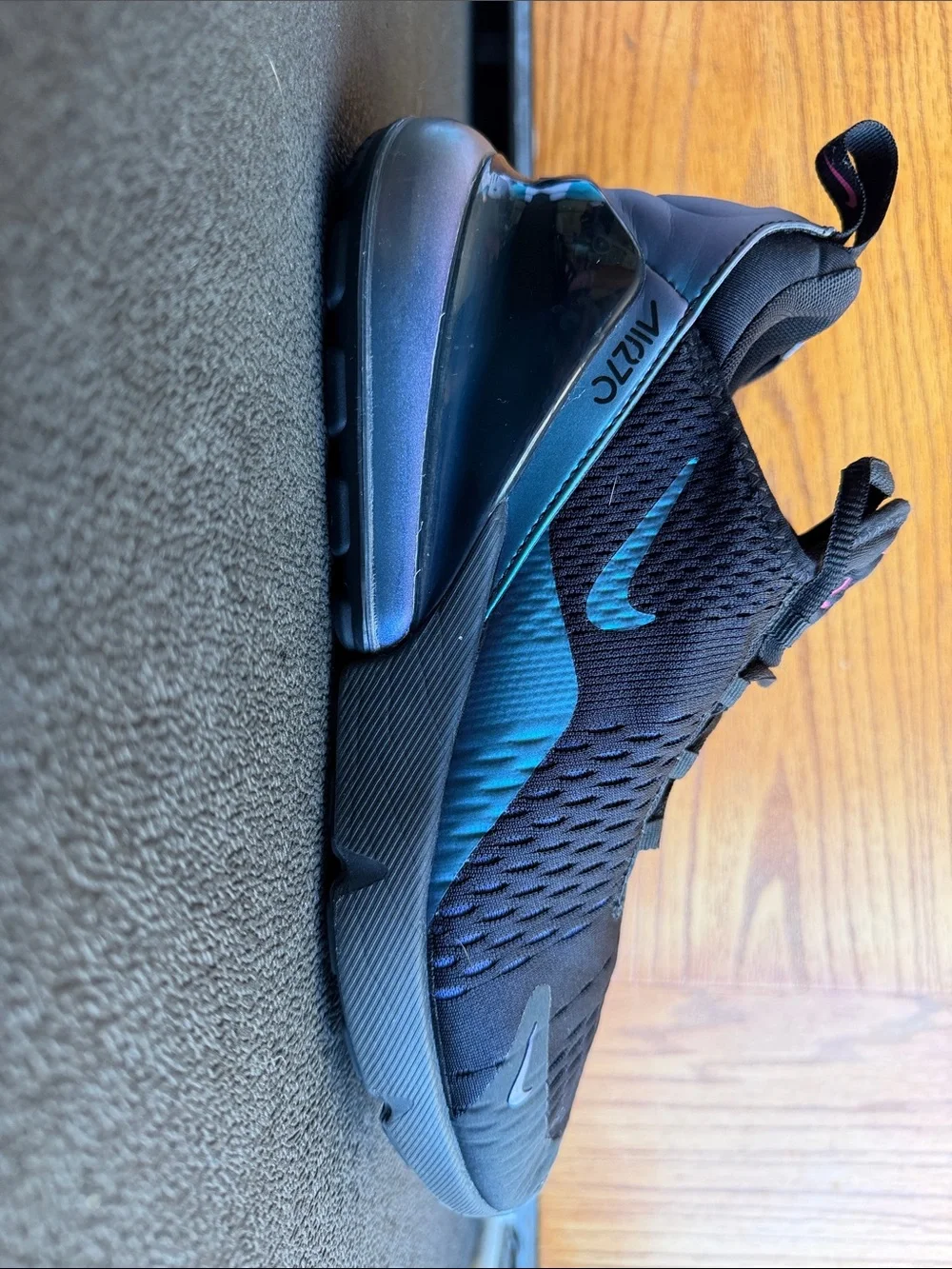 Nike-Air270 Sneakers in Black with Pink Accents